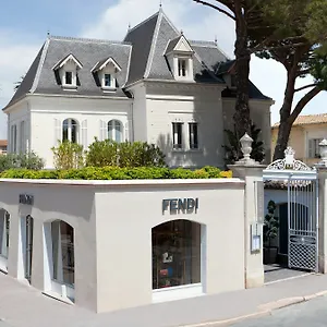 Hotel White 1921